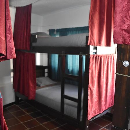 Celavi Hostel モングイ エクステリア 写真