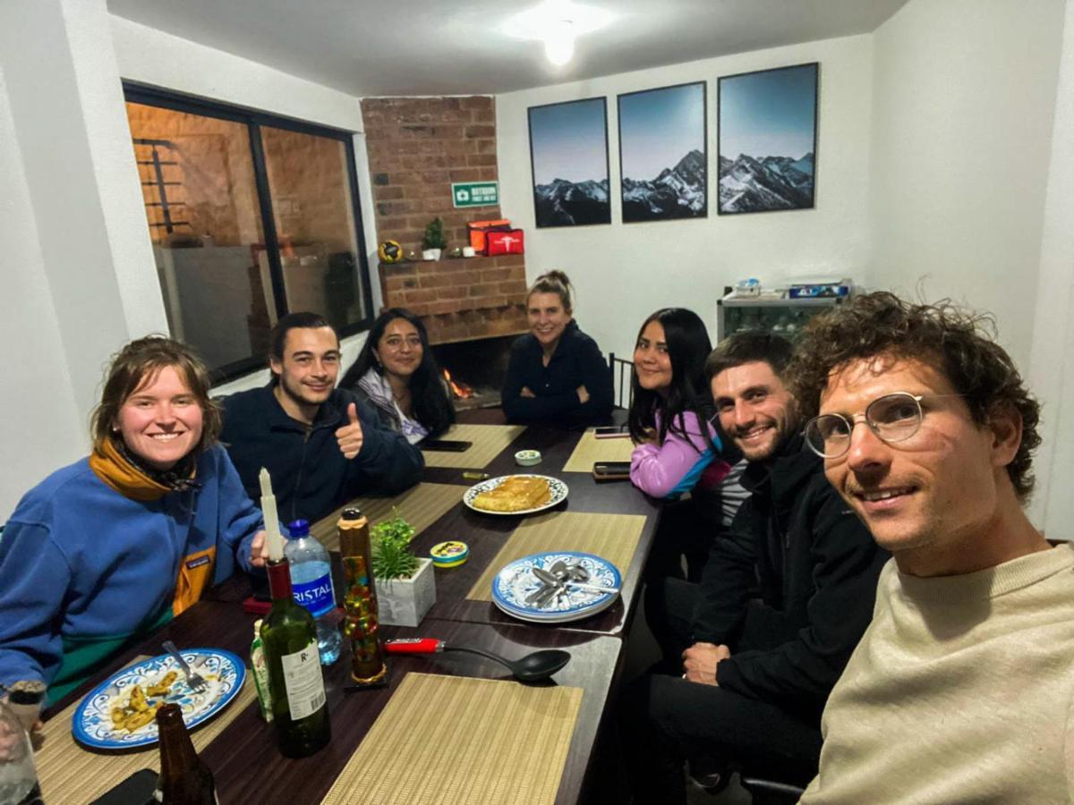 Celavi Hostel モングイ エクステリア 写真