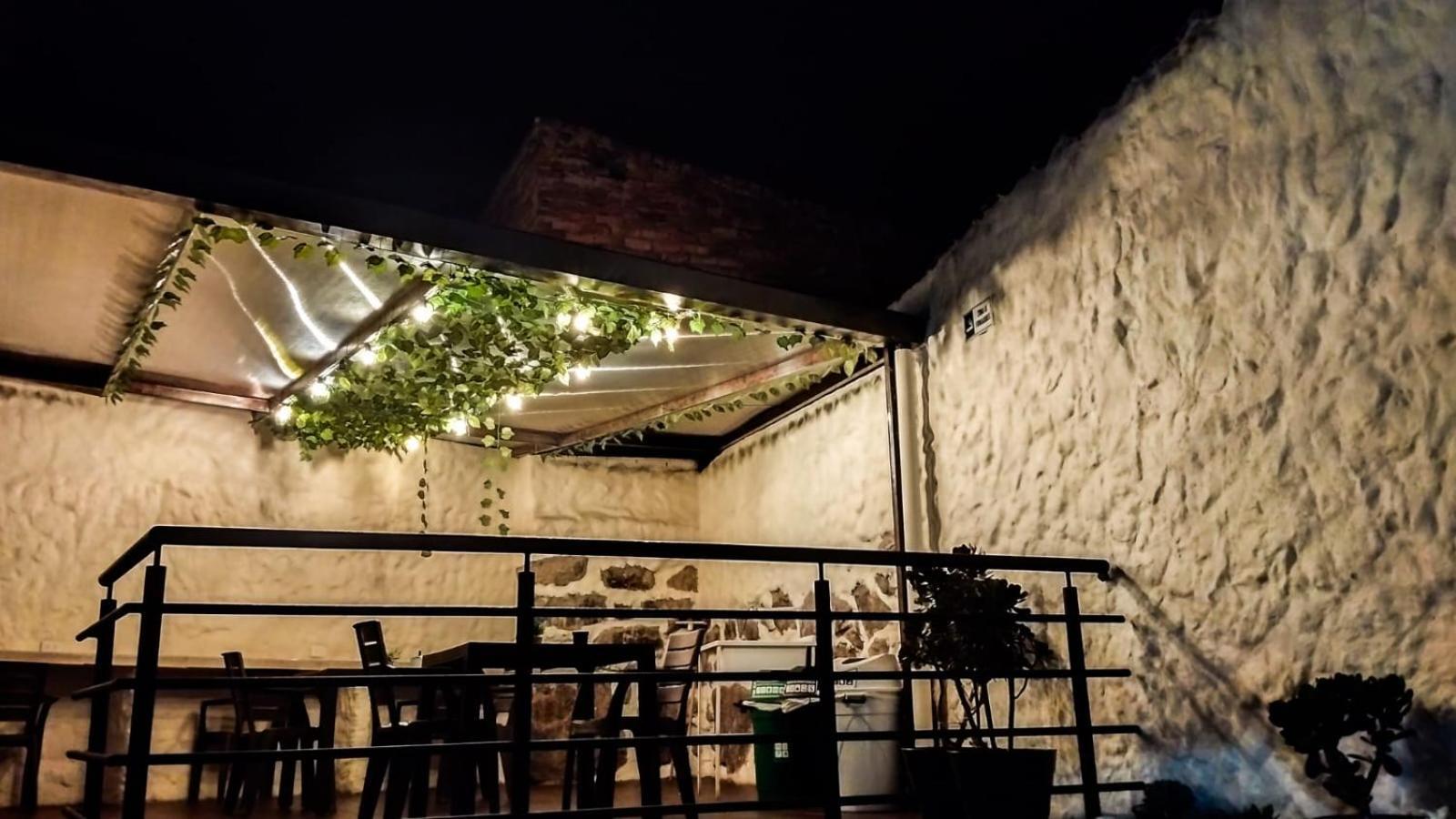 Celavi Hostel モングイ エクステリア 写真
